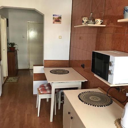 Sara Apartman เตอร์กู-มูเรช ภายนอก รูปภาพ